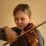 La violinista Alina Ibragimova actuará en el último programa de la temporada de la OSCyL