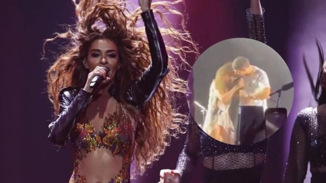 La cantante representante de Chipre, Eleni Foureira, durante la primera semifinal del 63° Festival de la canción de Eurovisión