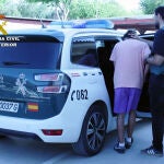La Guardia Civil detiene a cinco jóvenes por asaltar a un conductor para robarle dejándolo malherido