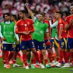 Los jugadores de España celebran la victoria ante Croacia
