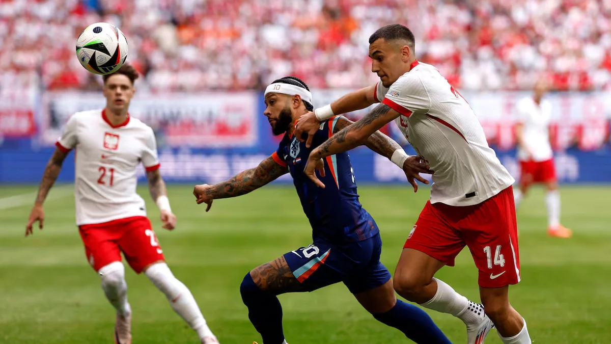 Países Bajos remonta a Polonia en un partido vibrante (1-2) 