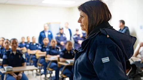 La ministra argentina Bullrich visita la Academia Nacional de Seguridad Pública (ANSP)