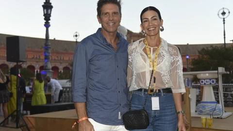 Virginia Troconis y Manuel Díaz 'El Cordobés' en Sevilla.
