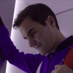 La cabeza de Federer se pasa mucho tiempo del documental agachada entre la reflexión y la tristeza