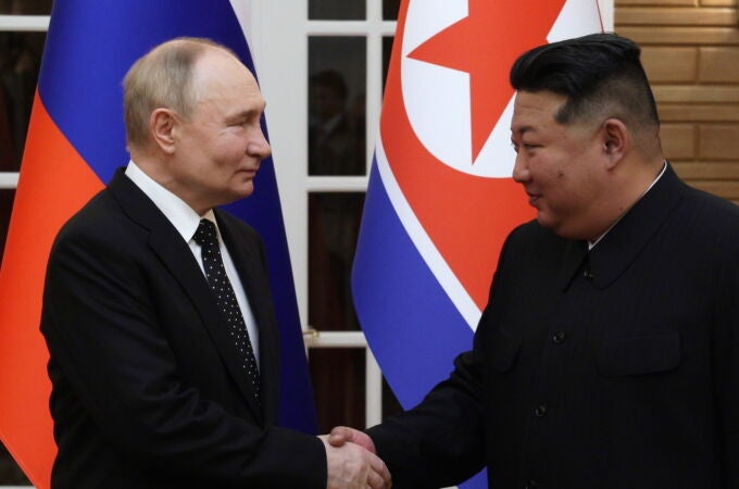 Russian President Putin meets Korean leader Kim Jong Un in Pyongyang 