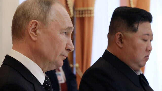 Russian President Putin meets Korean leader Kim Jong Un in Pyongyang 