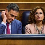 Pleno del Congreso de los Diputados. Asisten Pedro Sánchez, María Jesús Montero, Yolanda Diaz y Alberto Nuñez 