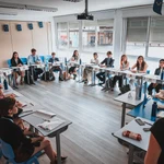 Los participantes del I Youth European Academy, en un aula del colegio Senara
