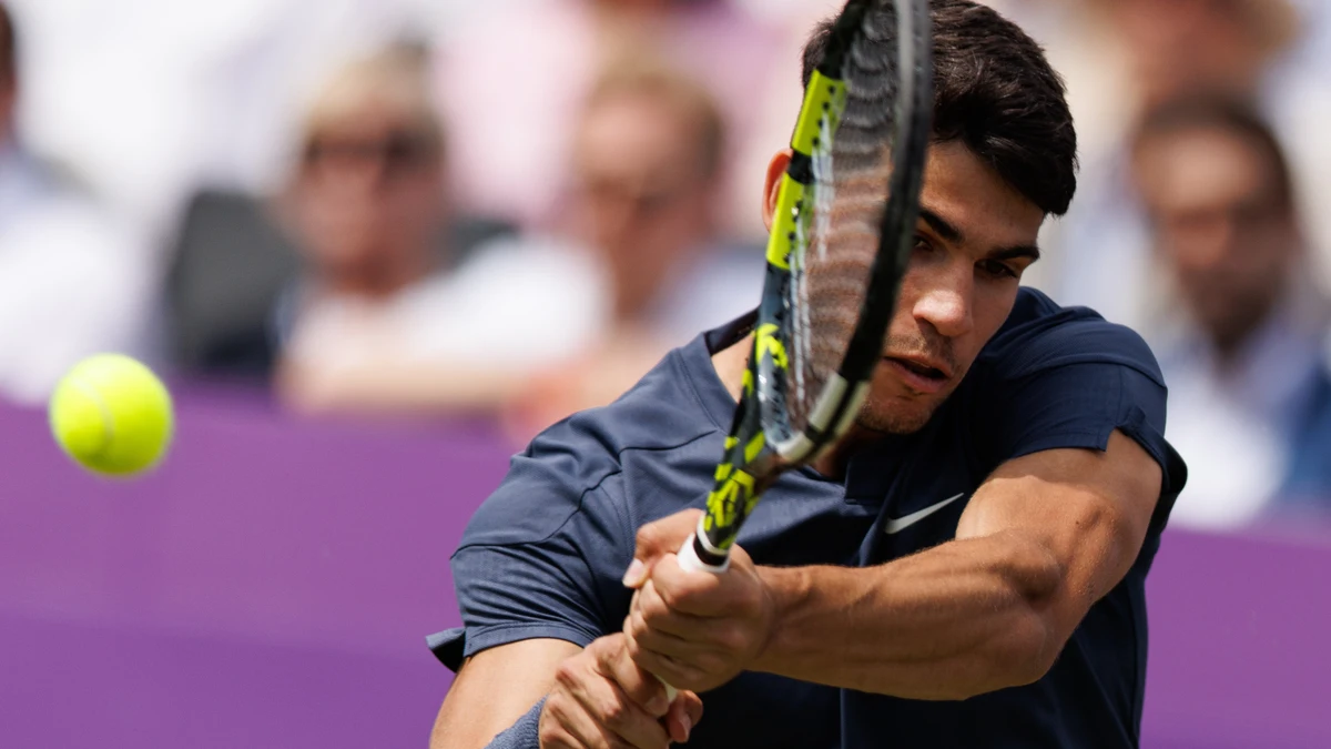Alcaraz cae un puesto en el ranking ATP tras su derrota en Queen's: así llega la clasificación a Wimbledon