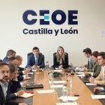 La Confederación de Organizaciones Empresariales (CEOE) de Castilla y León constituyó hoy su Comisión de Agroalimentación, con el ánimo de defender los intereses de este sector empresarial de la Comunidad.