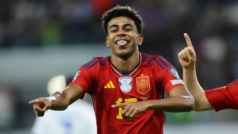 Lamine Yamal, Selección Española