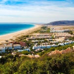 La playa de Zahara de los Atunes, un destino ideal para vivir unas mini vacaciones de lujo