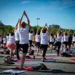 La embajada de India organiza una master class de yoga por el 10º Aniversario del Día Internacional del Yoga