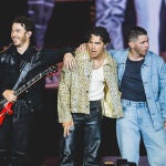 Desde la izquierda, Kevin, Joe y Nick Jonas, en el Rock in Rio Lisboa 2024