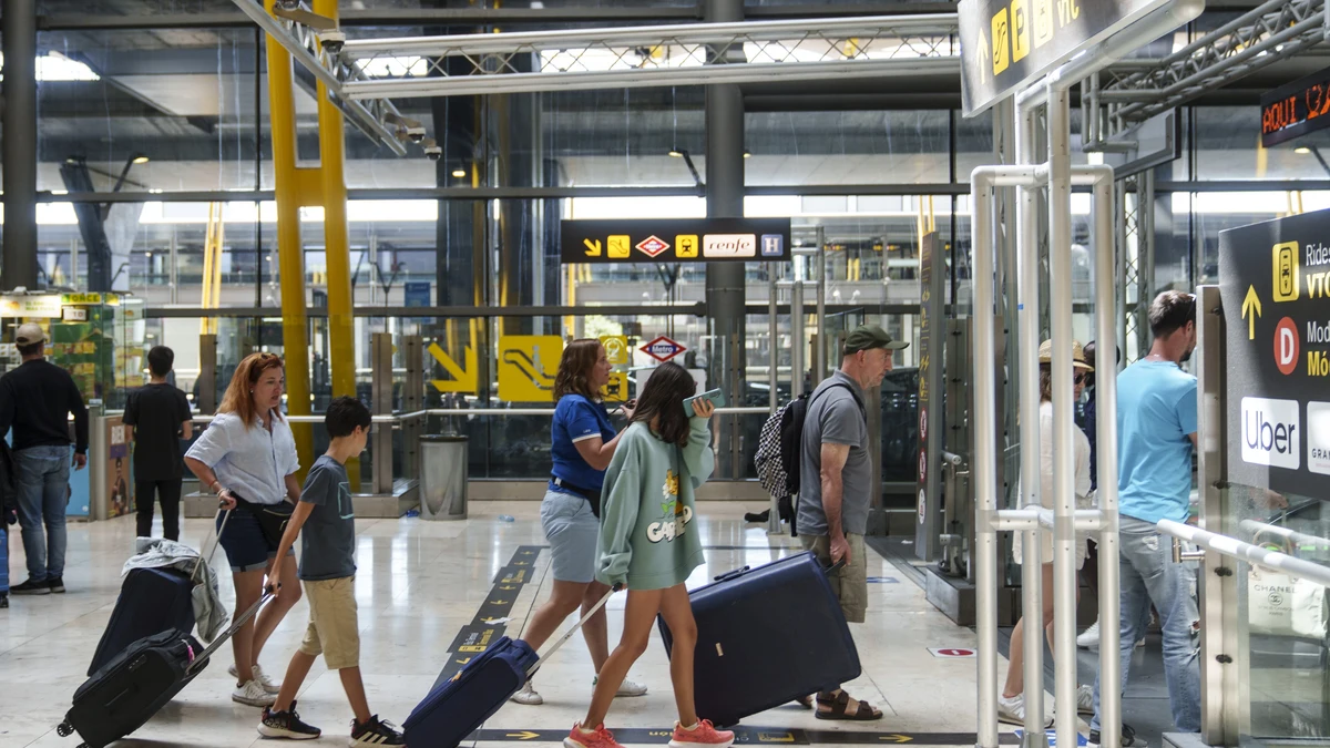 Locura por volar: Aena espera superar los 300 millones de pasajeros en 2024, un año antes de lo previsto en su plan estratégico