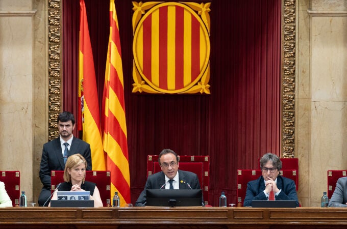 Pleno del Parlament para comunicar la imposibilidad de proponer un candidato a la Presidencia de la Generalitat de Catalunya