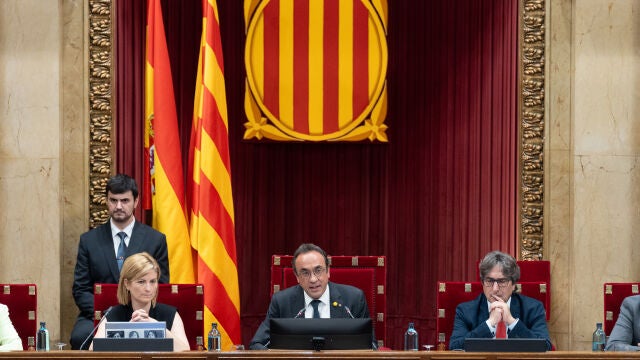 Pleno del Parlament para comunicar la imposibilidad de proponer un candidato a la Presidencia de la Generalitat de Catalunya