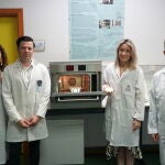 El responsable del proyecto junto a sus colaboradores en la ETSIA (Escuela Técnica Superior de Ingeniería Agronómica)