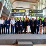 Autoridades en el aniversario del aeropuerto de León