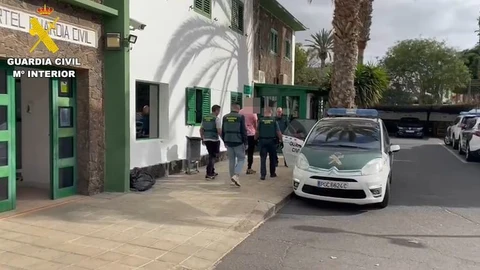 Momento de la detención de uno de los miembros del grupo "La Rue"