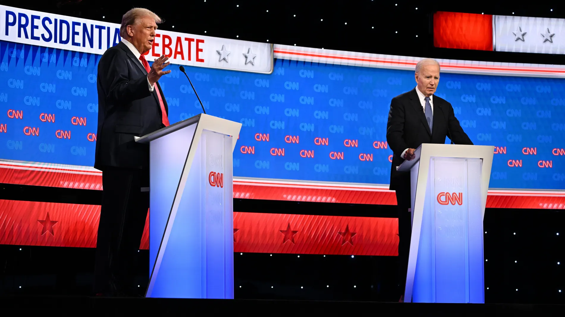 Atlanta (United States), 28/06/2024.- US President Joe Biden (R) and former US President Donald J. Trump (L) participate in the first 2024 presidential election debate, at Georgia Institute of Technology'Äôs McCamish Pavilion in Atlanta, Georgia, USA, 27 June 2024. The first 2024 presidential election debate is hosted by CNN. EFE/EPA/WILL LANZONI / CNN PHOTOS MANDATORY CREDIT: CNN PHOTOS / CREDIT CNN - WILL LANZONI EDITORIAL USE ONLY EDITORIAL USE ONLY