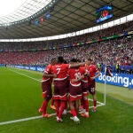 Los suizos celebran uno de los goles ante Italia