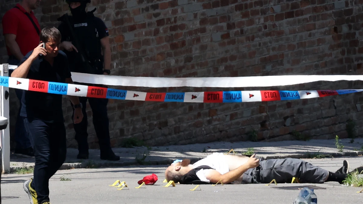 La Policía serbia abate a un hombre armado con una ballesta frente a la Embajada de Israel