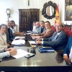 Reunión del Consejo Organizador del Centenario presidido por Ángeles Armisén