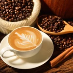 El café es una bebida muy consumida a diario, así como sus variantes y endulzantes son infinitos, pero debemos tener cuidado con lo que añadimos porque puede ser perjudicial para la salud