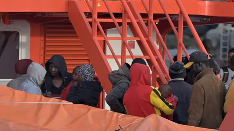Casi 25.000 migrantes han llegado a España de forma irregular en lo que va de año, 19.257 de ellos a Canarias