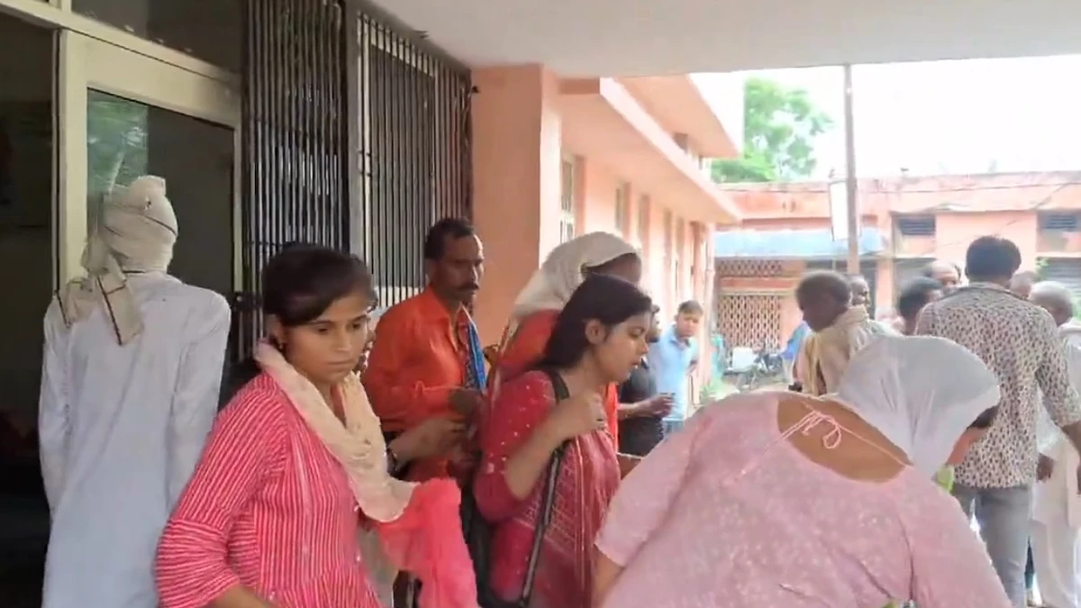 Un fatal tropezón en una zanja causa cerca de 100 muertos en una celebración religiosa en la India