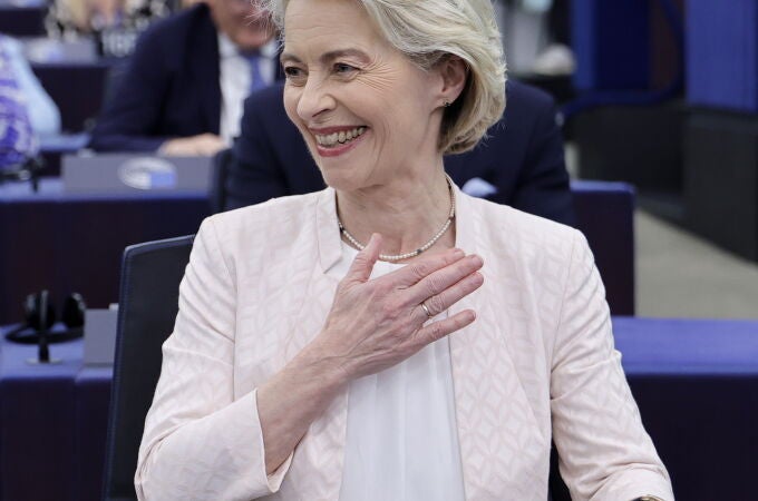 EU Parliament re-elects Ursula von der Leyen as European Commission President