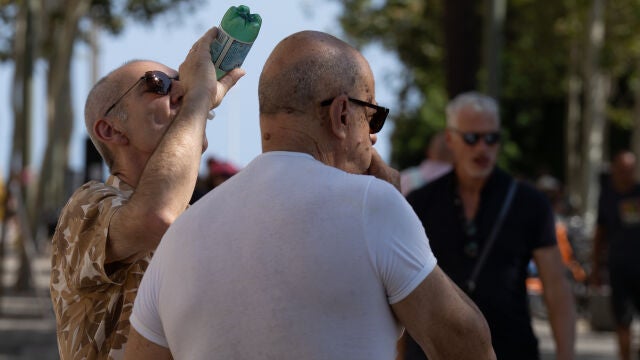 Alerta por una ola de calor extremo en Barcelona