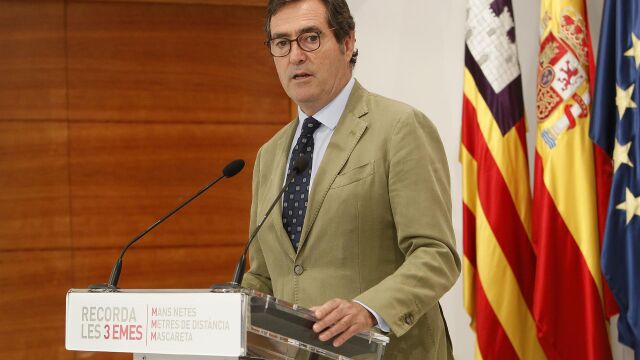 Economía.- Garamendi, sobre la propuesta de reducir la jornada: "Es abrir en canal todos los convenios"