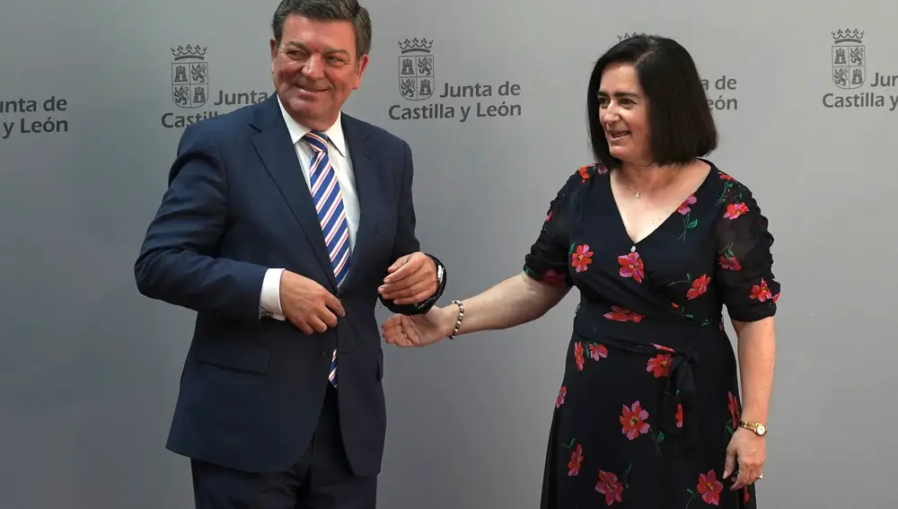 González Gago junto a Sonsoles Sánchez- Reyes