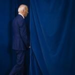  US President Joe Biden departs after speaking after his Republican opponent Donald Trump was injured following a shooting at an election rally in Pennsylvania, at the Rehoboth Beach Police Department, in Rehoboth Beach, Delaware, July 13, 2024. - US President Joe Biden announced July 21, 2024 that he is dropping out of his reelection battle with Donald Trump, in a historic move that plunges the already turbulent 2024 White House race into uncharted territory. Biden also said he was endorsing Vice President Kamala Harris as the Democratic nominee for the 2024 election after he dropped out of the race
