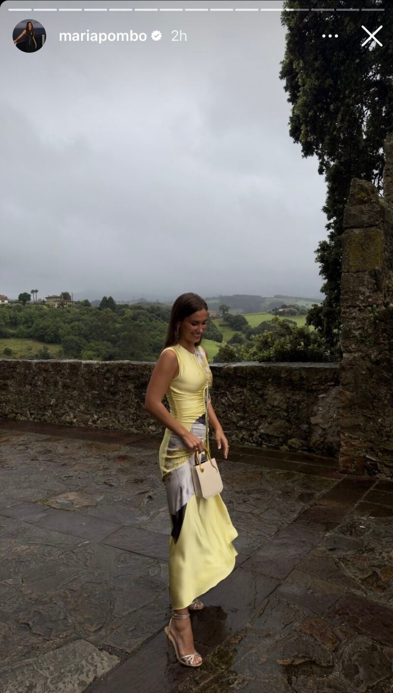 María Pombo en la boda de una amiga.