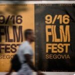 Cartel anunciador del Festival de Cine Vertical de España '9/16 Film Fest'