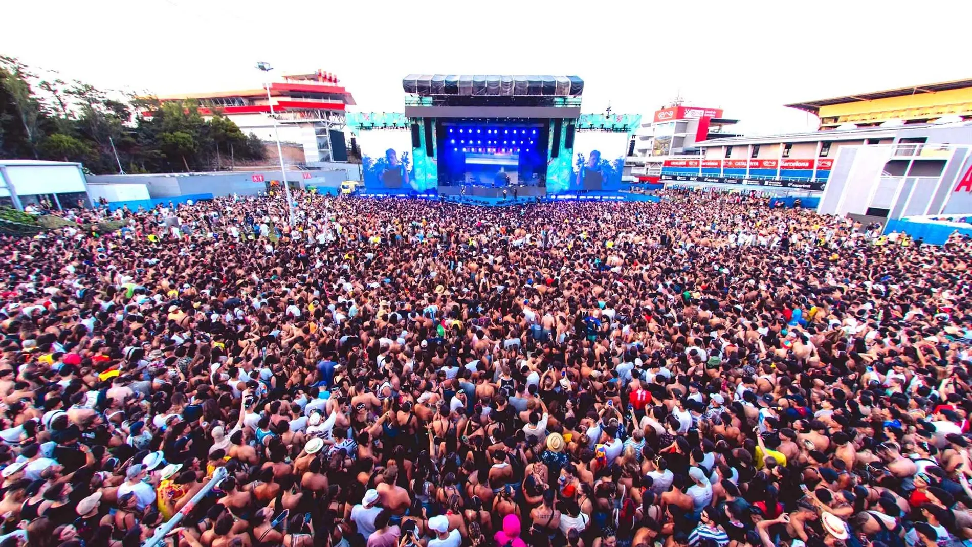 CATALUNYA.-El 6 Reggaeton Beach Festival congrega a 85.000 personas en el Circuit de Barcelona-Catalunya