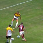 El increíble penalti pitado en la Liga de Brasil