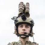 Así es la tecnología del 'súper soldado' del Ejército británico: control de drones y detección de láseres.