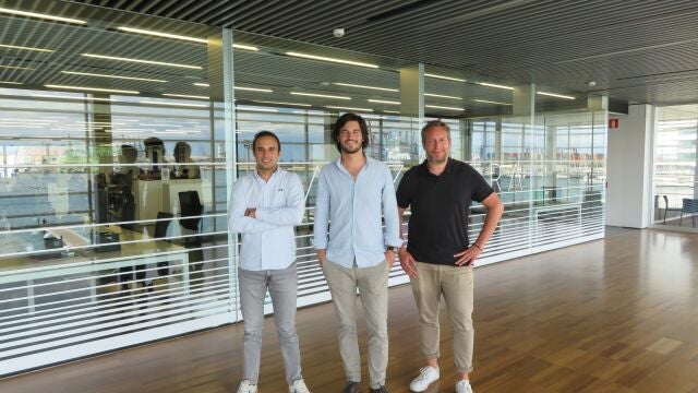 Los tres fundadores de Solved, Íñigo Robles, Pablo Santamaría y Karim Gaad