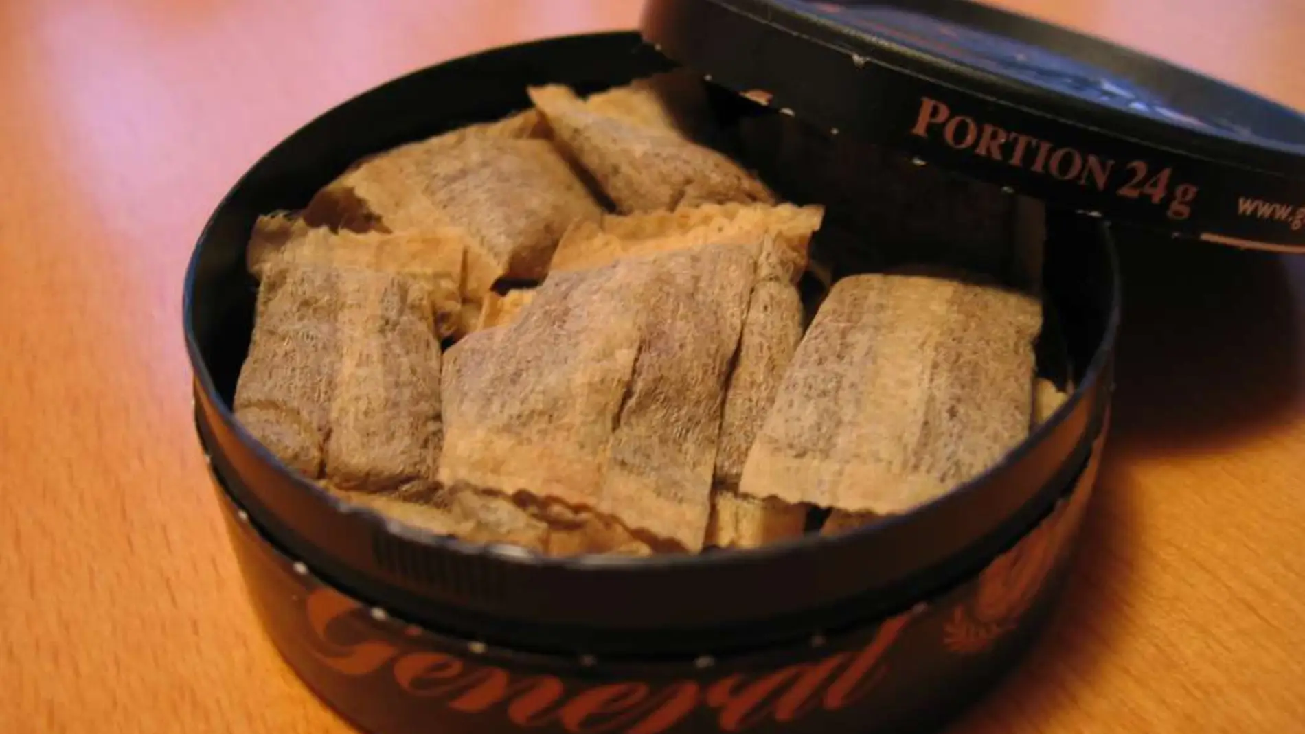 Snus blanco: el controversial sustituto del tabaco que gana terreno en España 10 Merca2.es No es una ayuda para dejar el tabaco