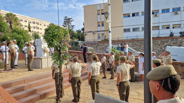 Ceuta homenajea al militar de reemplazo valenciano que murió en acto de servicio en 1982