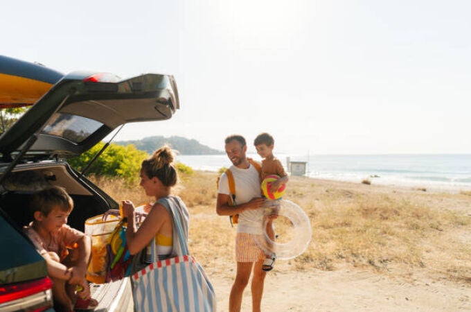 Una familia de vacaciones en verano