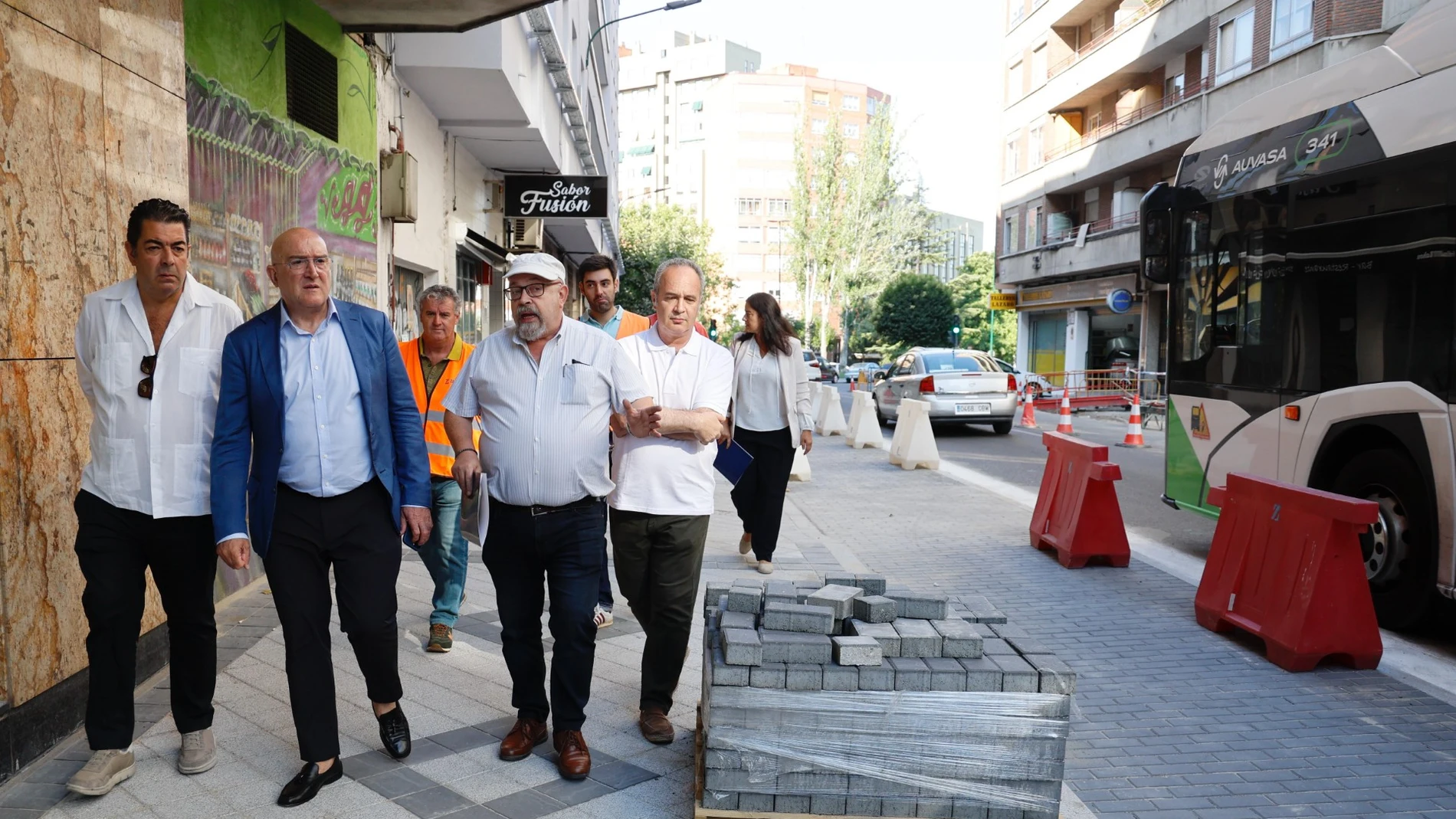 El alcalde de Valladolid, Jesús Julio Carnero, visita las obras