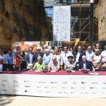 La Fundación Atapuerca recrea la firma de su constitución en el mismo lugar donde se produjo, con motivo de la celebración de su 25 aniversario