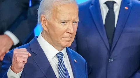 EEUU.- Biden presenta un plan para reformar el Tribunal Supremo, incluyendo la retirada de la inmunidad presidencial