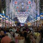 Huelva enciende sus Colombinas más choqueras