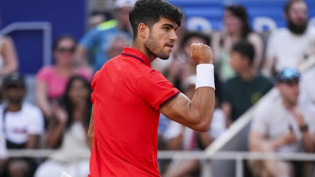 AV.- JJ.OO/Tenis.- El tenista español Carlos Alcaraz aplaca a Griekspoor y se mete en octavos de Paris 2024